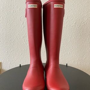 Hunter Original Tall Rain Boots - Military Red 🛑🛑